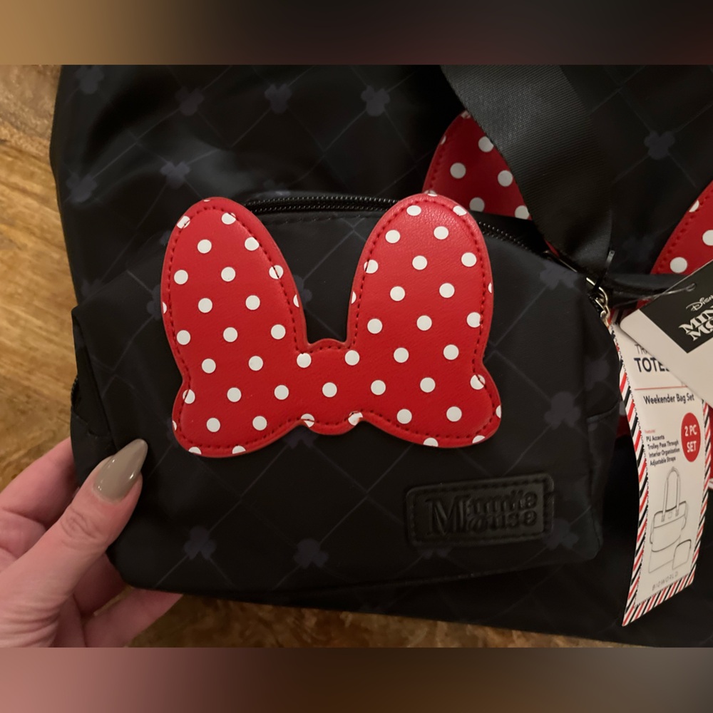 Disney Minnie Mouse Black and Red Travel Bag Set - Picture 2 of 7